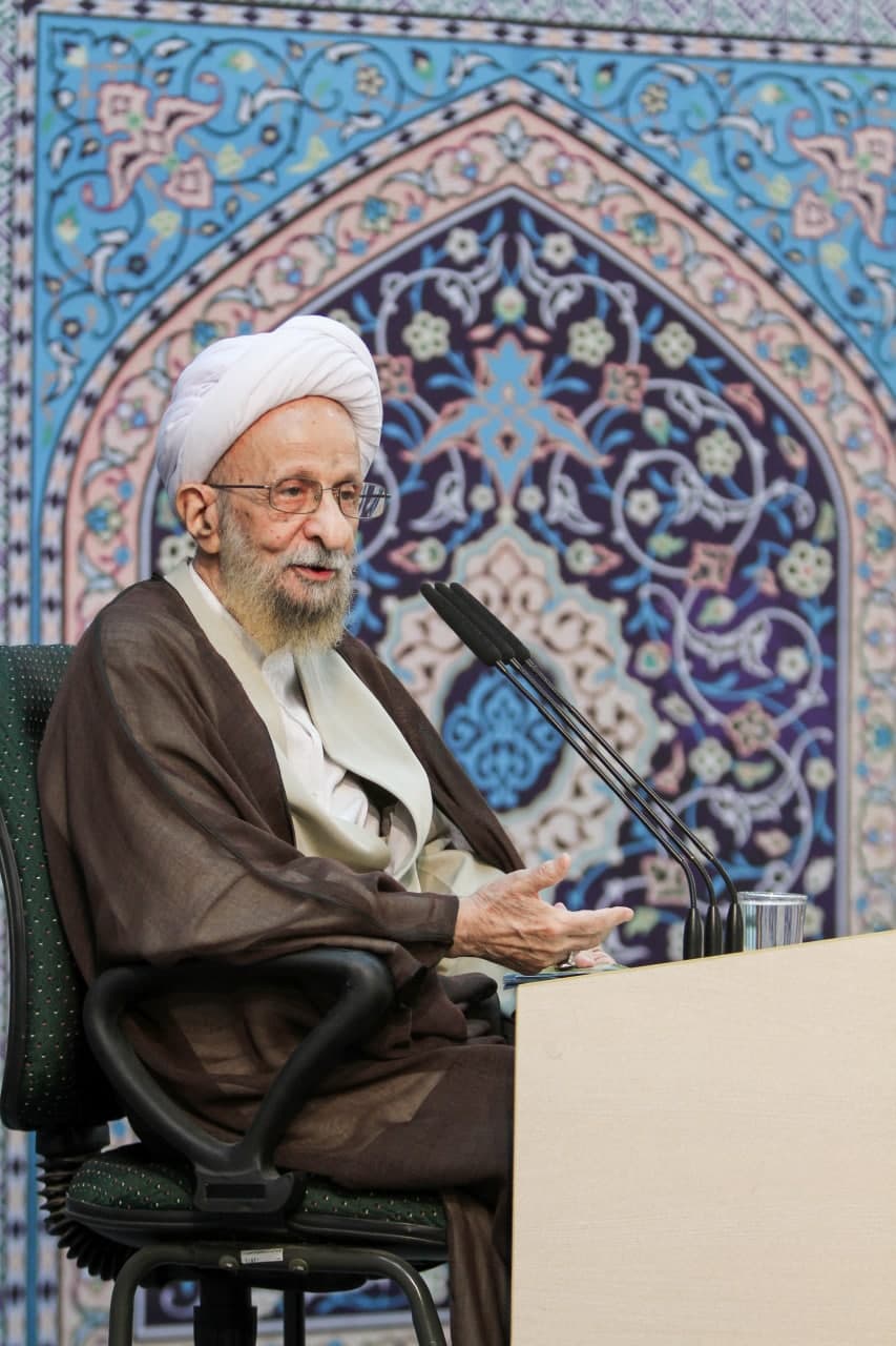 تصویر باکیفیت از علامه محمدتقی مصباح یزدی
